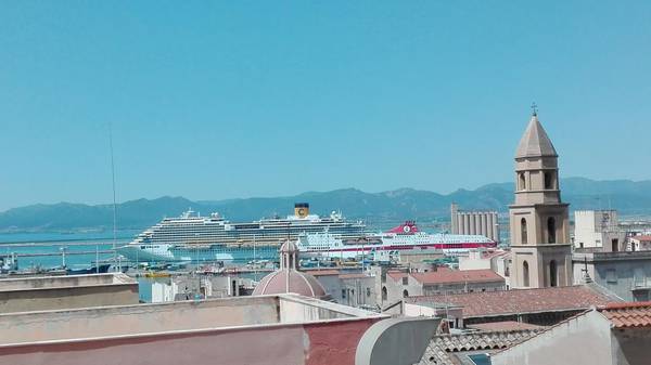 Porto Cagliari e navi