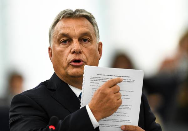 Il premier ungherese Viktor Orban alla plenaria del Parlamento europeo a Strasburgo