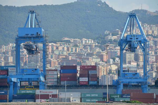 Logistica: operatori temono nuova escalation noli marittimi