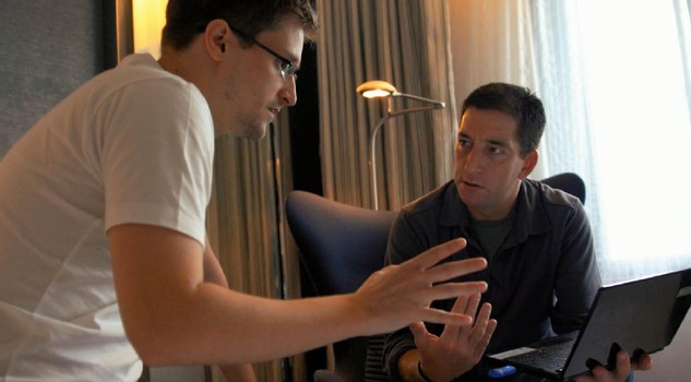 Una scena del film di Oliver Stone, Snowden, in sala dal 24 novembre