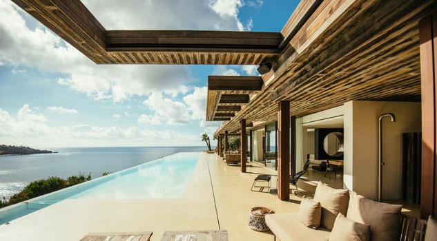 Una fantastica villa ad Ibiza (foto da Luxury Estate)
