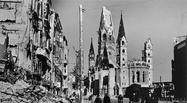 Le rovine di Berlino Agosto 1945