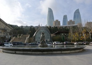 Azerbaigian, tolti oil&gas futuro sembra essere nel mattone
