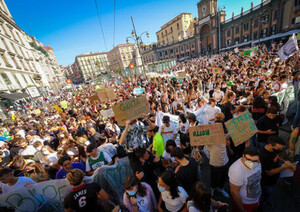 إيطاليا: مسيرات في 70 مدينة إيطالية من أجل "التغير المناخي"