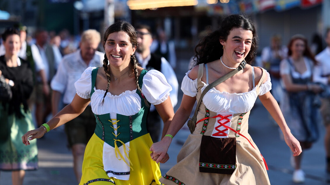 Opening and tapping of Oktoberfest 2023 © ANSA/EPA