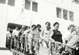 L'arrivo al porto di Napoli degli italiani dalla Libia, dopo il colpo di stato del 1  settembre del 1969 da parte del colonnello Gheddafi © Ansa