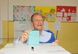 Francesco Schittulli al voto per le elezioni regionali 2015, Palese (Bari) © Ansa