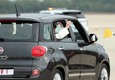 Papa in Usa: lascia base Andrews su Fiat 500 © Ansa