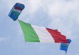 4 novembre: par col tricolore atterra a piazza Venezia © Ansa