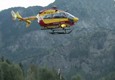 Guasto alla funivia, il salvataggio con elicotteri da Chamonix (ANSA)