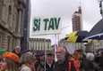 Torino, piazza Castello piena per la manifestazione Si' Tav (ANSA)
