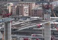 Ponte Genova: issata in quota la prima maxitrave © ANSA