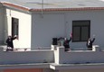 Coronavirus, sul tetto le suore cantano l'Inno col tricolore © ANSA