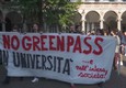 No Green Pass, corteo di universitari dentro la statale di Milano © ANSA