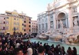 Roma, folla alla fontana di Trevi © ANSA