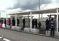 Riparte l'hub dell'aeroporto di Fiumicino: centinaia in fila per AstraZeneca © ANSA