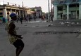 A Cuba la piu' grande protesta da 30 anni, lanci di sassi e scontri con la polizia © ANSA