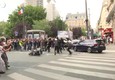Parigi, protesta contro il pass sanitario: scontri tra Polizia e manifestanti © ANSA