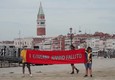 G20 a Venezia, Extinction Rebellion da' il via alle proteste, sit-in davanti all'Arsenale © ANSA