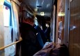 Ucraina, fuga da Kiev: a bordo del treno dalla capitale a Rakhiv © ANSA