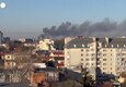 Ucraina, bombardamento russo a Leopoli: l'enorme colonna di fumo sulla citta' © ANSA