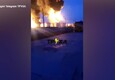 Mosca: 'Attacco ucraino incendia un deposito di petrolio in Russia' © ANSA