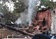 Ucraina, la distruzione dopo i bombardamenti nella regione di Kharkiv (ANSA)