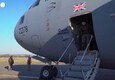 Zelensky in Uk, atterra all'aeroporto di Stansted: accolto dal primo ministro Sunak (ANSA)