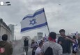 Israele, polizia usa i cannoni ad acqua per disperdere i manifestanti a Tel Aviv (ANSA)