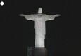 Earth Hour, la statua del Cristo Redentore di Rio de Janeiro si oscura per il pianeta (ANSA)