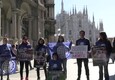 Oipa in piazza a Milano contro il consumo di agnelli per Pasqua (ANSA)
