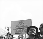 La campagna elettorale - Manifestazione antimonarchica in piazza del Duomo a Milano © ANSA