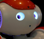 Il robot Nao, che interagisce con le persone grazie a ChatGPT (fonte: Steve Rainwater, Pixabay) (ANSA)