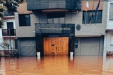 Inundação diante do Consulado-Geral da Itália em Porto Alegre