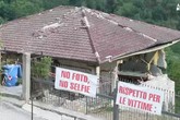 Pescara del Tronto, 'no ai selfie, rispetto per le vittime'