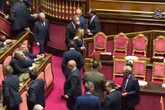 Governo, Senato: Meloni applaudita dalla maggioranza al suo ingresso