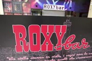 Chiude Roxy Bar cantato da Vasco Rossi in 'Vita spericolata'