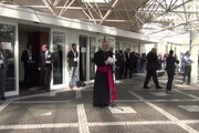 Papa: mons. Giuliodori annuncia rinvio della visita al Gemelli