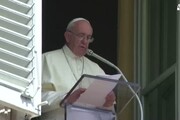 Papa: appello all'Europa, le parrocchie accolgano i migranti