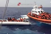 Migranti:13mila arrivi in 6 giorni. 'Centinaia dispersi'