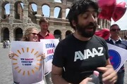 No Brexit, a Roma un bacio per l'Europa
