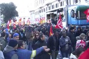 'Diritti senza confini': a Roma sfila corteo pro migranti