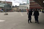 Camion sulla folla in centro a Stoccolma