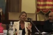 Carmen Di Genio - 'Gli immigrati non sanno che non devono violentare le donne sulla spiaggia'