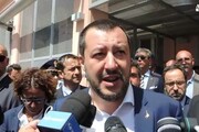 Sicurezza: Salvini, a breve sperimentazione taser