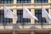 Fca: bandiere a mezz'asta al Lingotto