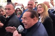 Europee, Berlusconi si candida: 'sento la responsabilita''