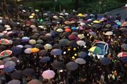 Nuove proteste ad Honk Kong, corteo lascia percorso autorizzato