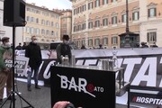 A Montecitorio in scena l'ultimo cocktail del 'BARrato', il bar che non c'e' piu'
