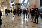 Milano, in partenza per il Natale: 'Non e' una fuga, torniamo a casa'